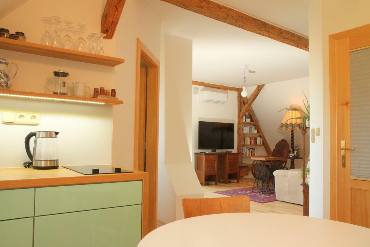 Apartman Nella Valtice Ngoại thất bức ảnh