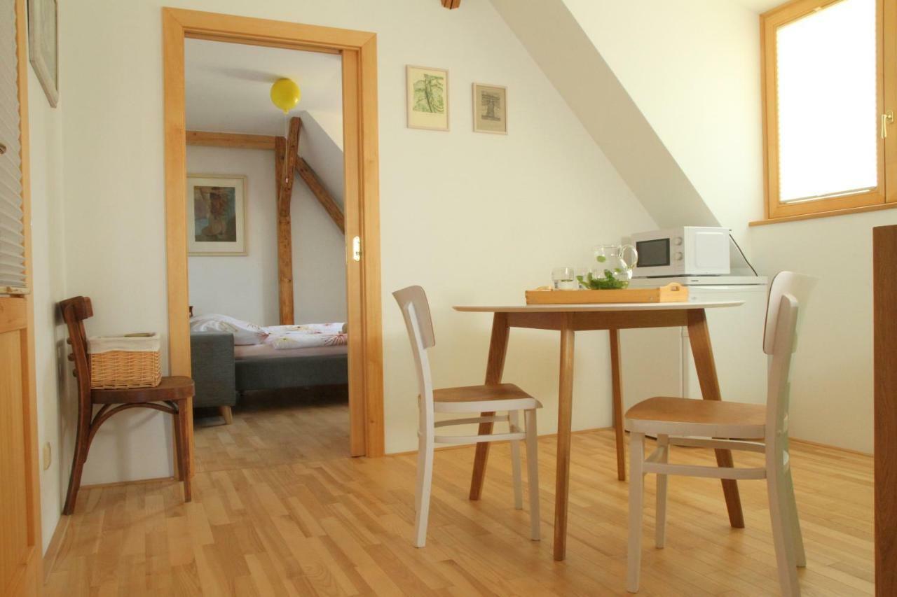 Apartman Nella Valtice Ngoại thất bức ảnh
